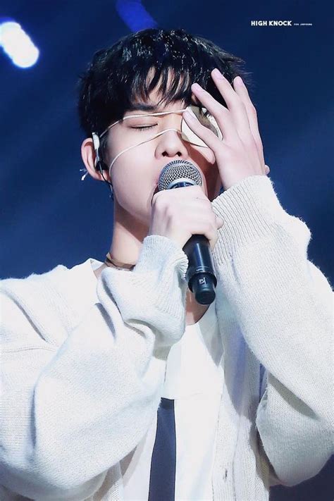 Ai C Ng T Ng Hot Boy Produce B T M T Cho Ng U Nh Ng Y M I L S Th T