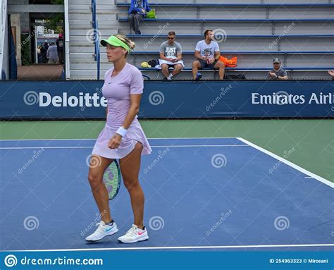 Ana Bogdan editorial stock photo. Image of sport, tennis - 254963323