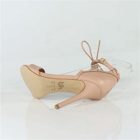 Sandália Salto Alto Minimalista Pirâmides Nude Use Week Minimalista