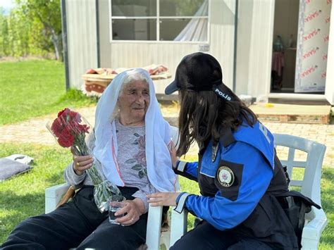 Türk Polis Teşkilatı on Twitter Onların bir evladı da biziz