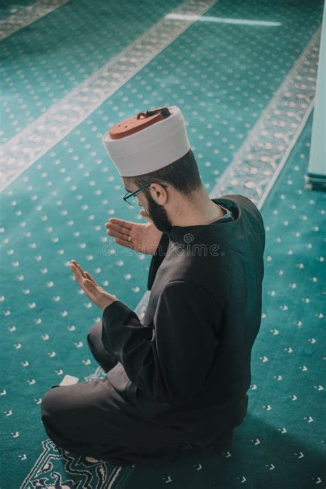 Man Reading Quran Mosque Stock Photos Free Royalty Free Stock