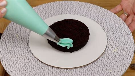 How To Make A Naked Cake British Girl Bakes