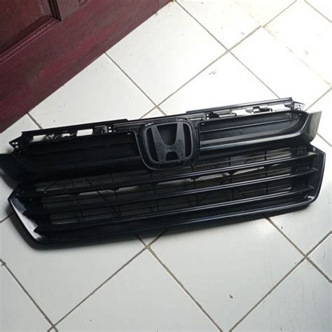 Jual Grill Depan Mobil Honda Br V 2022 2023 Original Ready Stock Shopee Indonesia