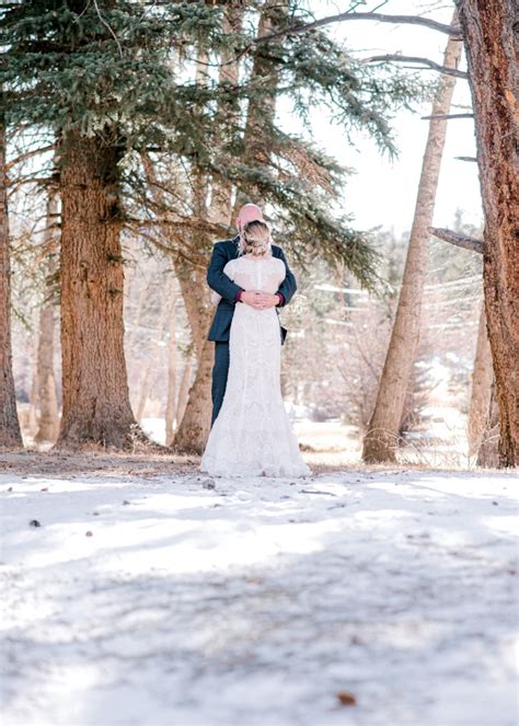 Winter Wedding At Black Canyon Inn Britni Girard Photography