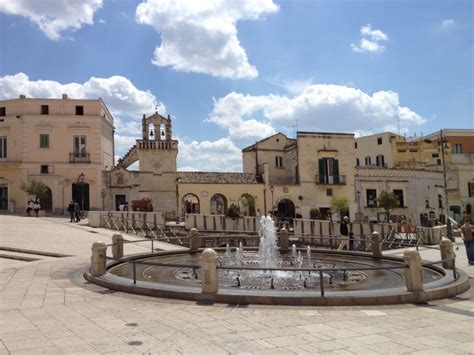 Photo Essay Part 2: Matera, Italy - Cave Hotel, Piazza, Festival and ...