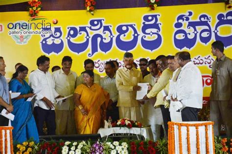 Photos Cm N Chandrababu Naidu Inaugurates Anicut Built Across Sarada