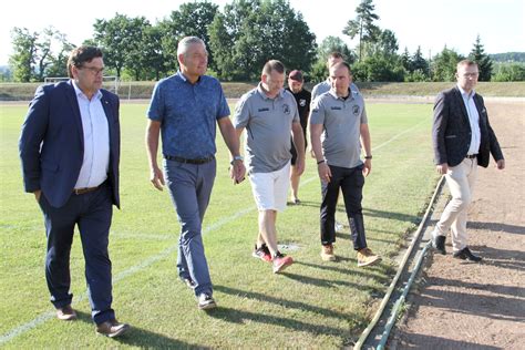 Stahlknecht Kommt In Den Schillerpark SV Dessau 05