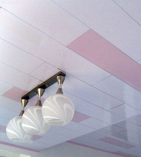 Подробно о пластиковых панелях для потолка: виды, монтаж, плюсы и ...