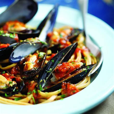 Italian Mussels & Pasta