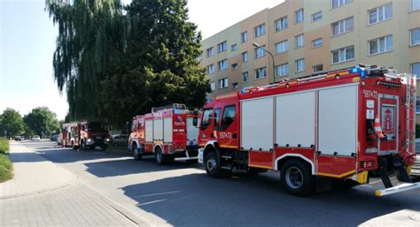 Pożar w piwnicy budynku wielorodzinnego foto Ząbkowice Śląskie