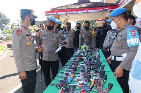 Tekan Pelanggaran Personel Kapolres Batu Akbp Oskar Cek Kondisi Dan