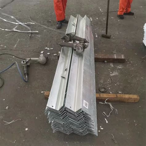 Directly Factory Overhead Electric Pole Line Fitting Hot DIP Galvanized Steel Cross Arm