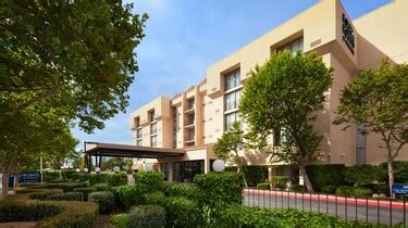 San Jose Airport Hotel Rooms | Four Points by Sheraton San Jose Airport