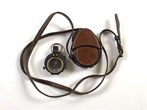 Ww1 1915 British Army Issue Compass And Case