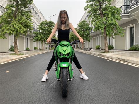 kawasaki Z Độ theo phiên bản kawasaki Z Đọ dáng cùng Hot girl Tây ninh banh vn