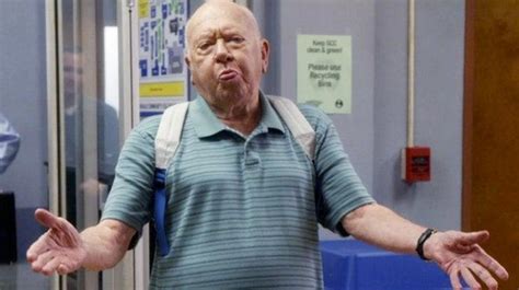 'Community,' 'Twilight Zone' Actor Richard Erdman Dies at 93