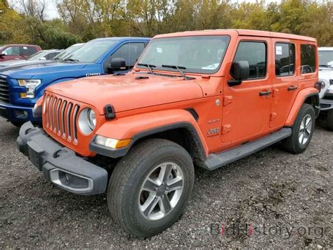 Report C Hjxeg Kw Jeep Wrangler Unlimited Punkn Metallic