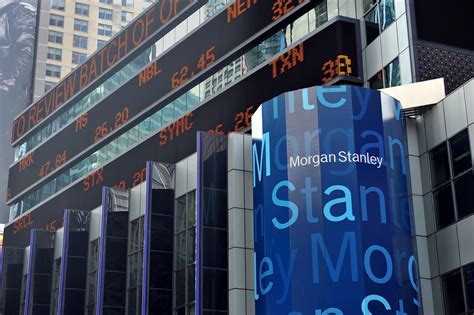 Morgan Stanley Sees Quarterly Profits 10 Percent Higher From 2020