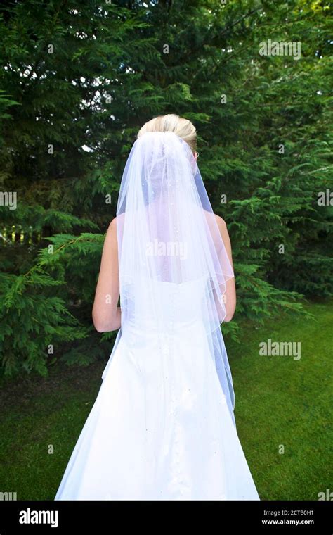 shot    res stock photography  images alamy