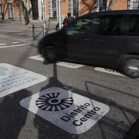 Una De Las Rutas Más Impresionantes De Aragón Pasarelas Sobre Un Río