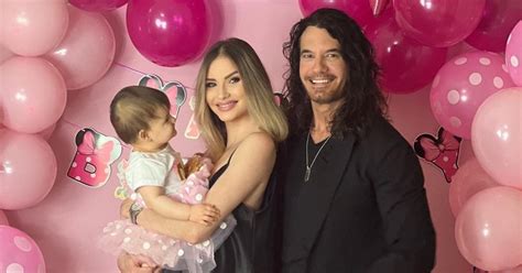 Mario Cimarro Celebra El Segundo Cumplea Os De Su Hija Briana Todo