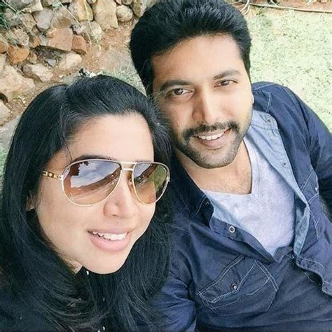 Jayam Ravi Family Photos - Wife, Daughter and Full family images ~ Live ...