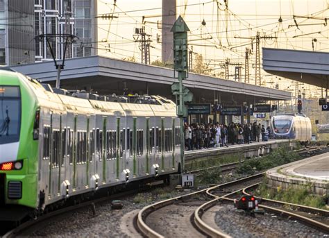 Deutsche Bahn in NRW Pendler Schock Zahlreiche Züge fallen aus