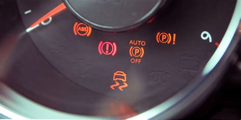 Why Is My Traction Control Light On 8 Common Reasons Engineerine