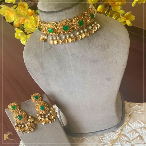 Nihaar Traditional Antique Polish Emerald Necklace Set Kaurzcrown