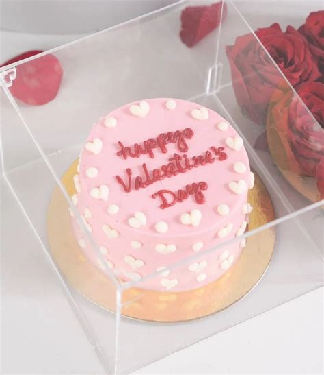 Happy Valentines Day Cake And Roses Bundle In Riyadh Joi Gifts