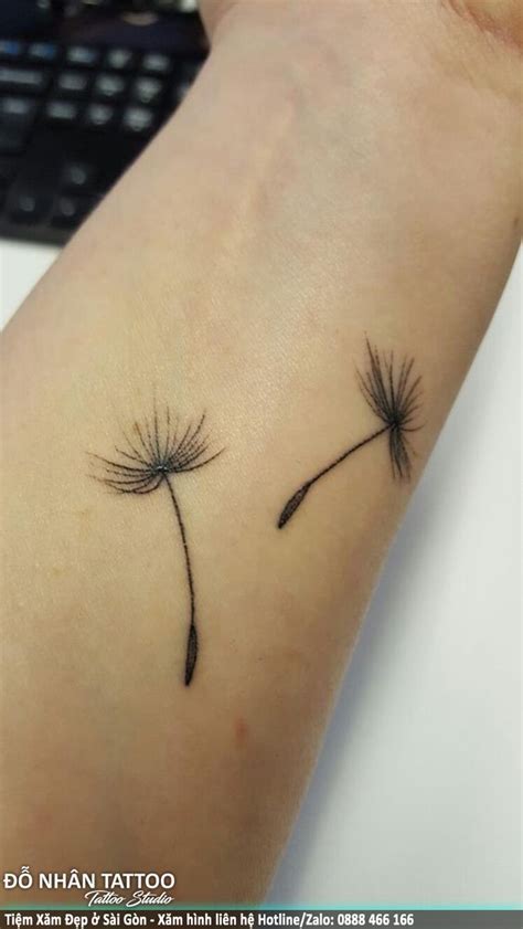 Hình xăm đẹp ở Cổ Tay 01360 tại ĐỖ NHÂN TATTOO Dandelion tattoo