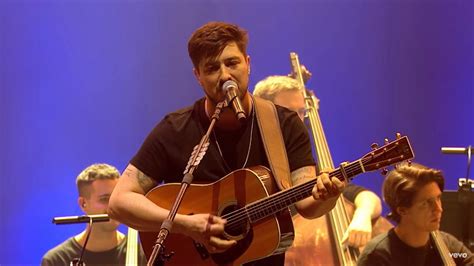 Mumford & Sons Perform ‘The Cave’ With London Contemporary Orchestra ...