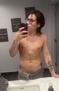 Any Tiktok Stars Naked Page LPSG