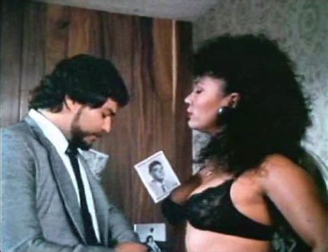 Naked Yirah Aparicio In El Pichichi Del Barrio