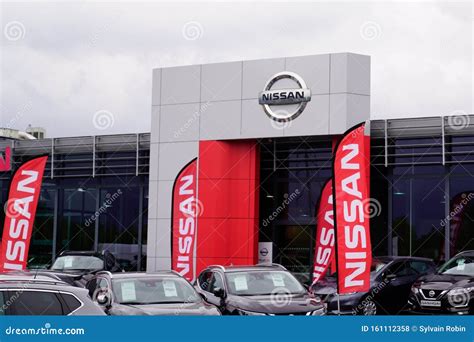 Bordeaux Aquitaine France 10 14 2019 Nissan Dealership Sign In