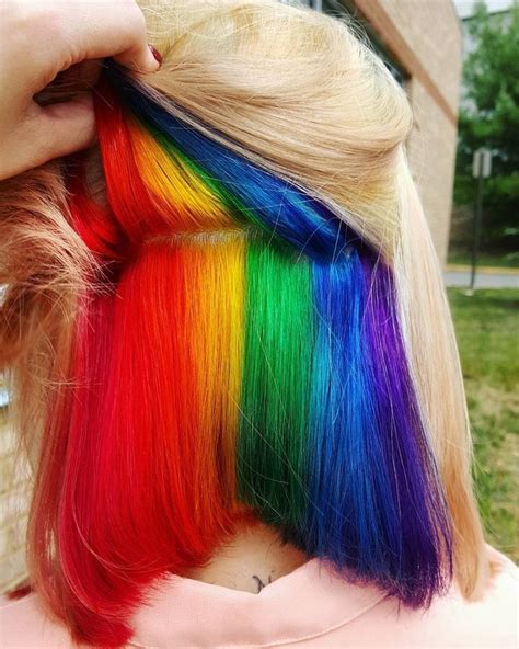 Versteckte Regenbogen Haare Farbkombinationen Und Styling Ideen Für Den Coolen Haarfarben Trend