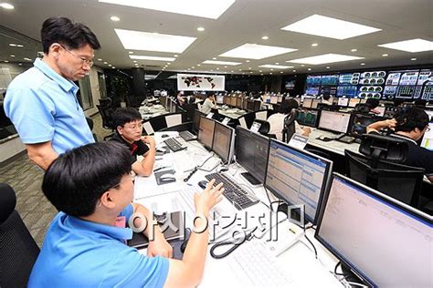 포토 Ddos 공격 대비 분주한 증권가 아시아경제