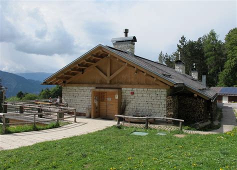 Hike To Rifugio Maranza Mountain Hike Outdooractive