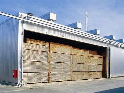 Дом из деревянного бруса. Виды бруса и особенности строительства