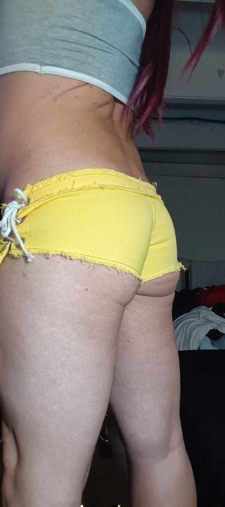 Efreakme And That Sexy Hot Body 32 Pics XHamster