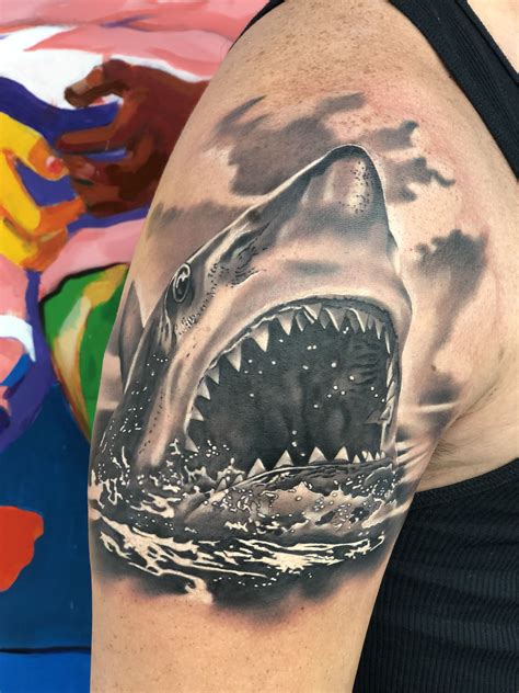 Majestic Shark Ink