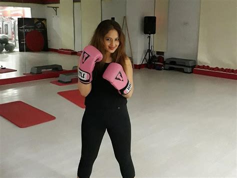 Nikesha Patel Never Seen Hot Spicy Bikini Photos Collecti