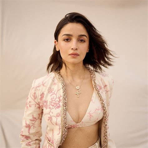 How Alia Bhatt Got Her Bikini Body Vogue India