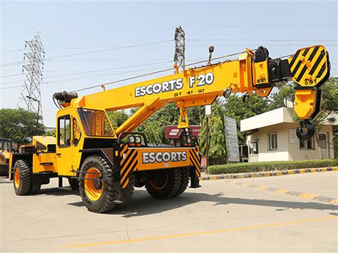 Farhana F15f17f20 Super Crane Service