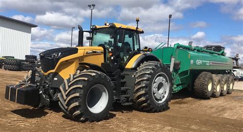 Agco Challenger Tractor Power At The Ready Fendt Traktoren Traktor