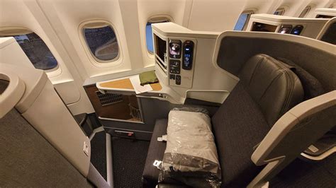 Flight Review American Airlines B777 300er Business Class Business