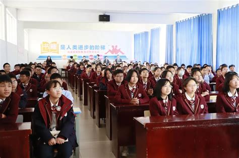 传承雷锋精神，砥砺奋斗青春 ——楚雄医药高等专科学校学雷锋志愿服务月活动纪实楚雄医药高等专科学校校团委