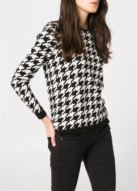 Houndstooth Pattern Sweater