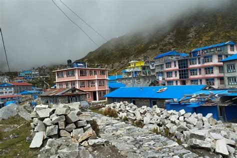 Langtang Valley Gosainkunda Lake Trek Rp Adventures