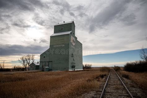 Herronton`s Old Alberta Wheat Pool Grain Elevator Editorial Photo